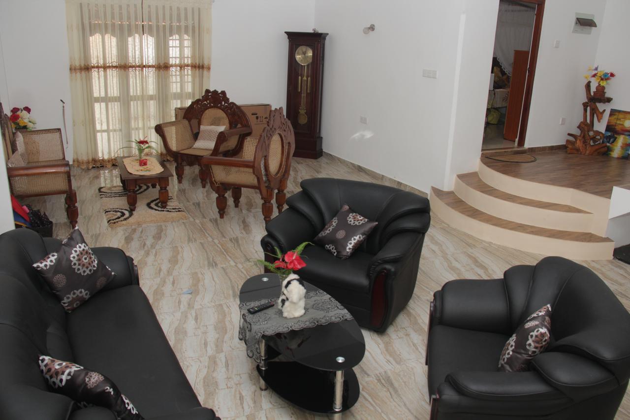 Deutsche Villa ฮิกคาดูวา ภายนอก รูปภาพ
