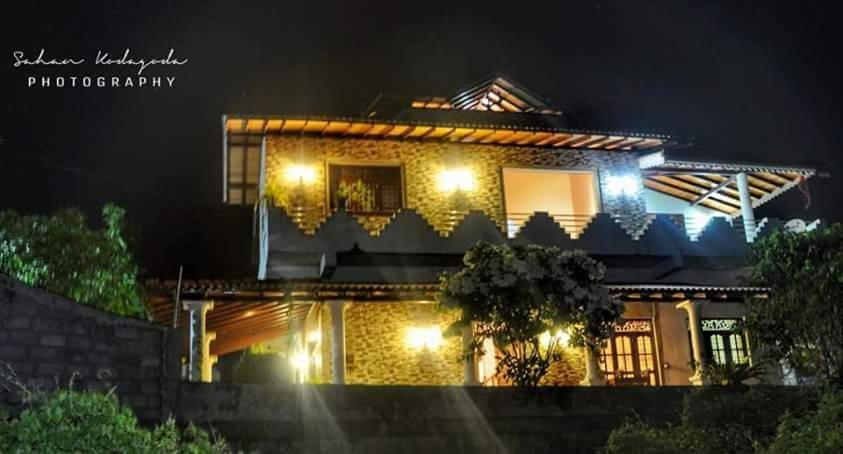 Deutsche Villa ฮิกคาดูวา ภายนอก รูปภาพ