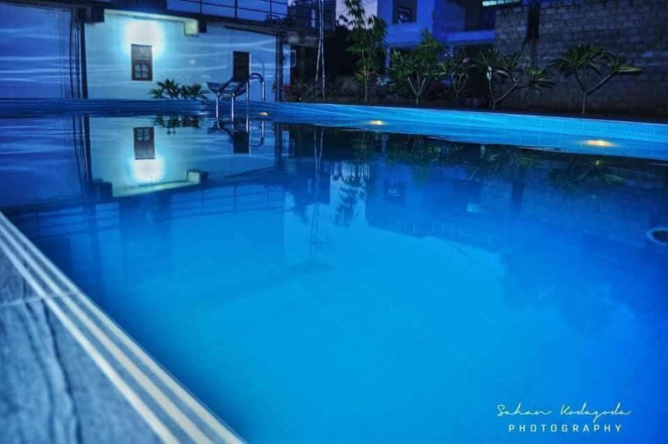 Deutsche Villa ฮิกคาดูวา ภายนอก รูปภาพ