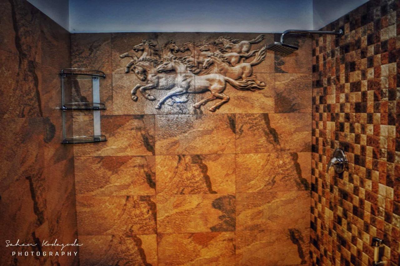 Deutsche Villa ฮิกคาดูวา ภายนอก รูปภาพ